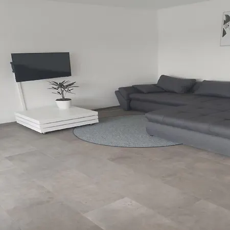 Modern With Balcony Appartement