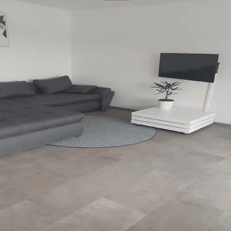 Modern With Balcony Appartement